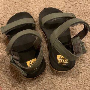 Boys Reef sandals. Size 11/12